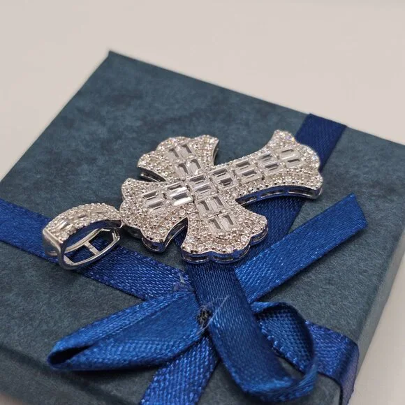 Silver 925 Rhodium Plated Fleur De Lis Cross Baguette Cut Clear CZ Pendant - Picture 4 of 9